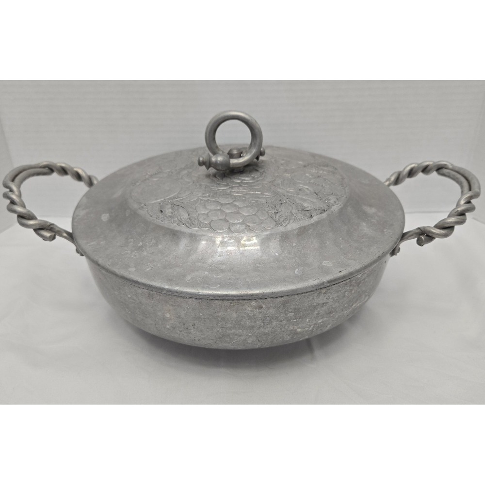 Vintage Hand Forged Hammered Aluminum Cromwell Metal Casserole Dish w/Floral Lid